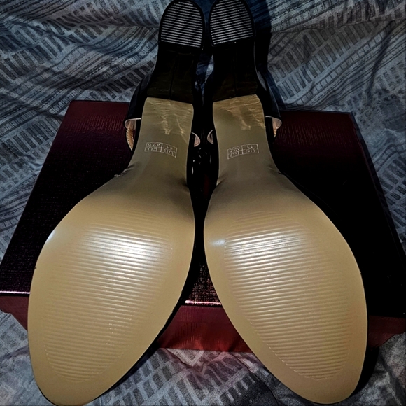 T strap platform heels - Picture 2 of 5